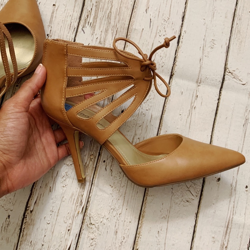 BCBG Generation | Tan Heels